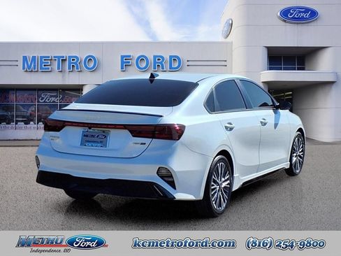 Used 2024 Kia Forte GT-Line FWD image 3