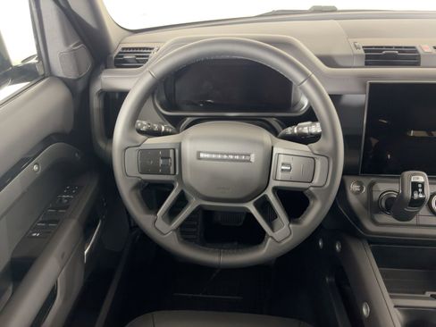 New 2026 Land Rover Defender 110 X-Dynamic SE image 16