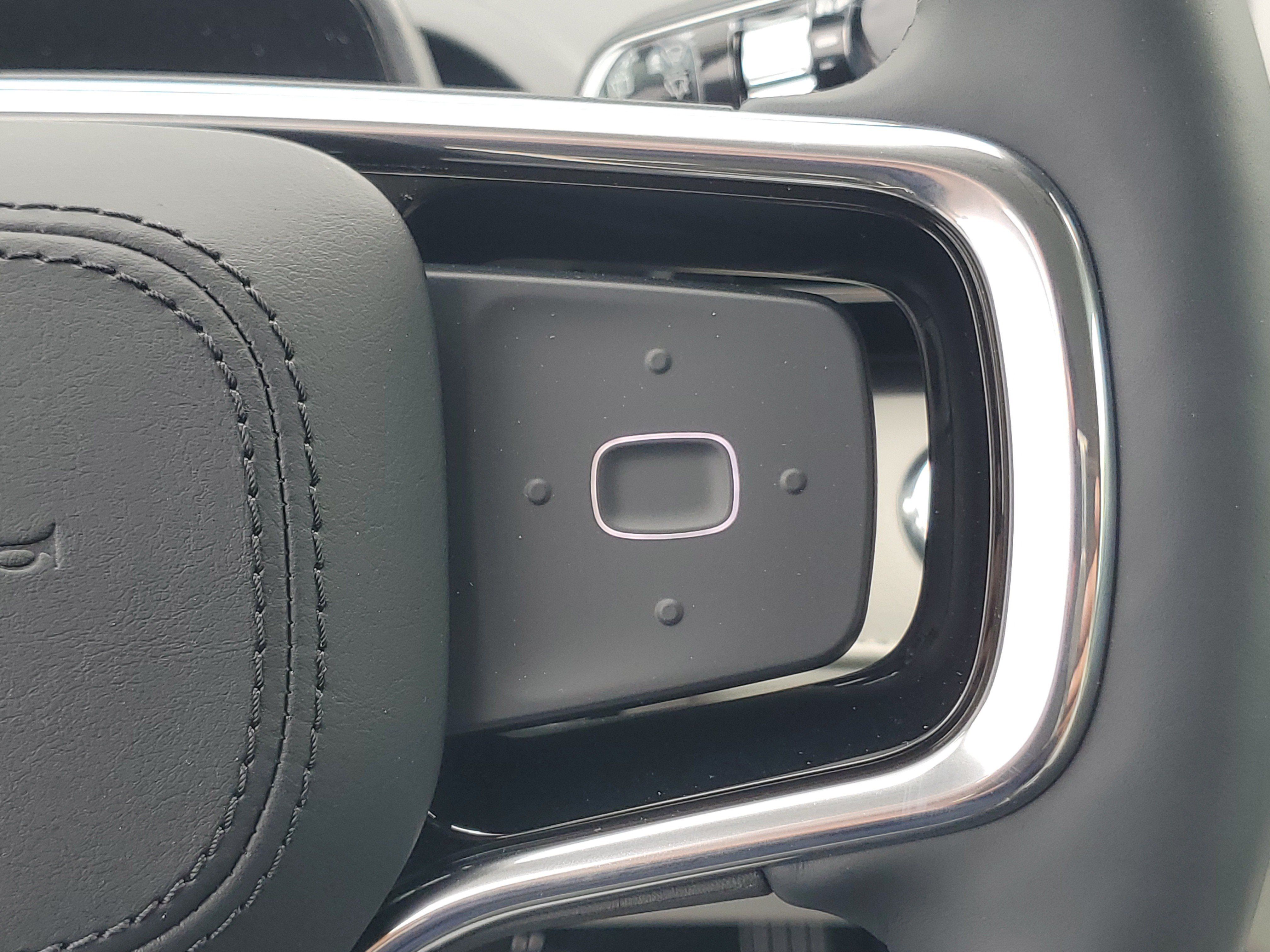 New 2026 Lincoln Nautilus Premier AWD/4WD image 17
