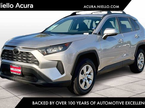 Used 2019 Toyota RAV4 LE w/ Carpet Mat Package image 1