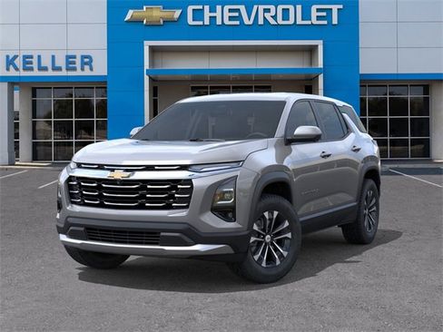 Used 2026 Chevrolet Equinox LT w/ Safety and Technology Package image 6