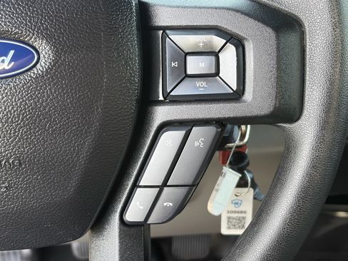 Used 2017 Ford F150 XL w/ Equipment Group 101A Mid RWD image 15