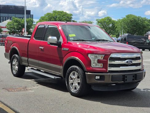 Used 2016 Ford F150 Lariat w/ Equipment Group 502A Luxury AWD/4WD image 3