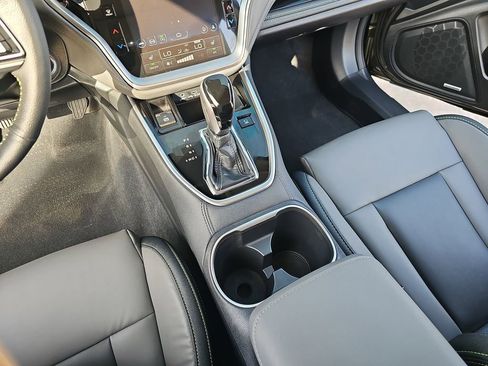 Used 2025 Subaru Outback Onyx Edition XT w/ Popular Package #2 image 24