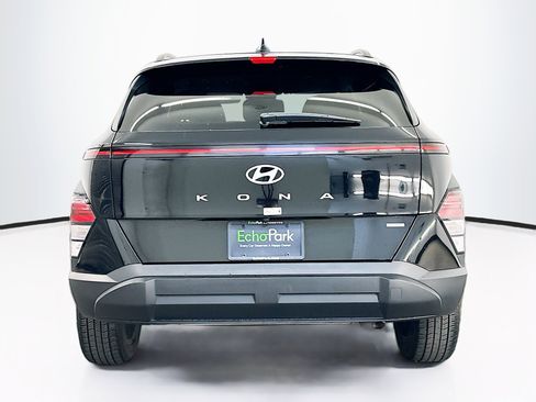 Used 2025 Hyundai Kona SEL AWD/4WD image 7