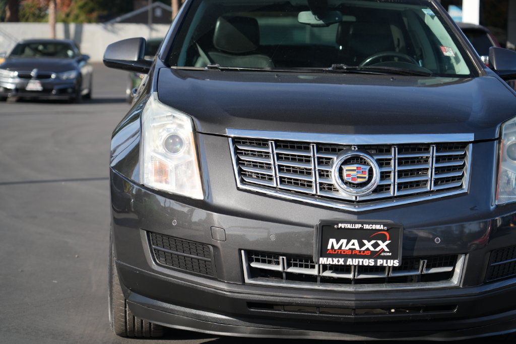 Used 2015 Cadillac SRX Luxury FWD image 5