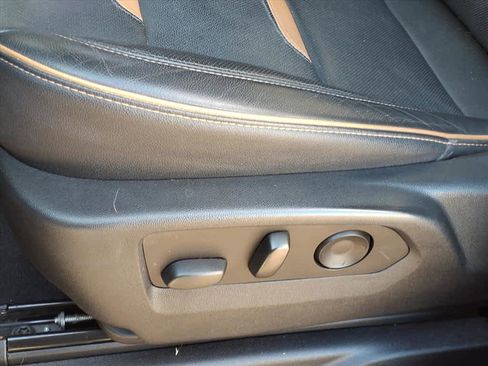 Used 2022 GMC Yukon AT4 w/ AT4 Premium Plus Package image 30