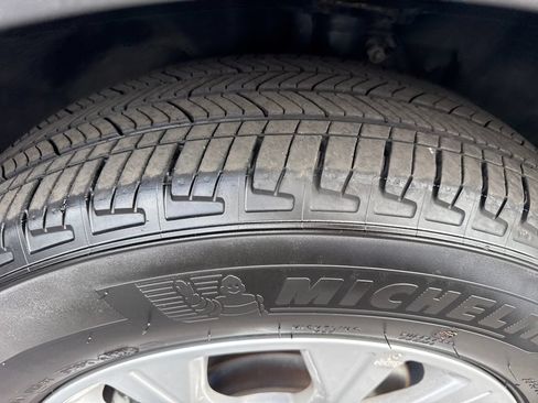 Used 2025 Ford Escape Active FWD image 18
