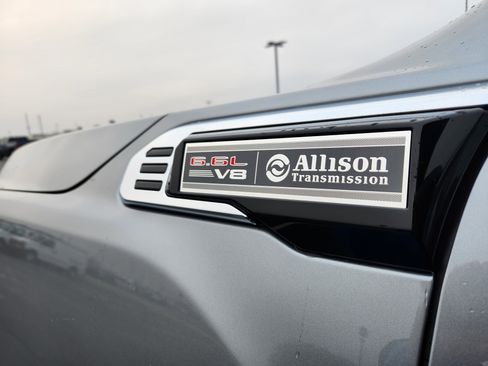 New 2026 GMC Sierra 2500 Pro image 7