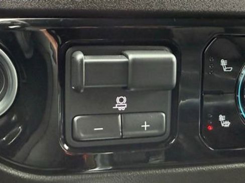 Used 2023 GMC Sierra 1500 Elevation w/ X31 Off-Road Package image 34