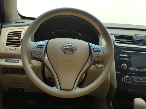 Used 2015 Nissan Altima 2.5 S w/ Special Edition Package image 18