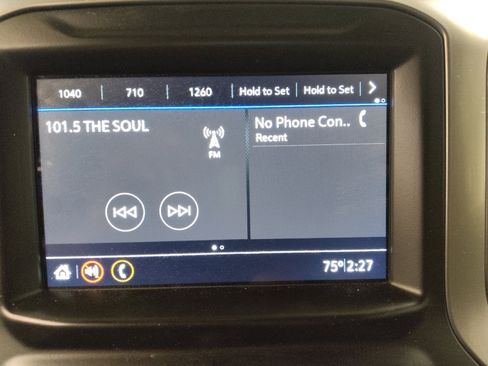 Used 2019 Chevrolet Silverado 1500 Custom w/ Custom Convenience Package image 25