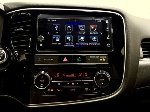 Used 2019 Mitsubishi Outlander SEL AWD/4WD image 34