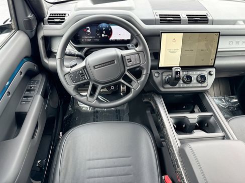 New 2026 Land Rover Defender 110 OCTA AWD/4WD image 16