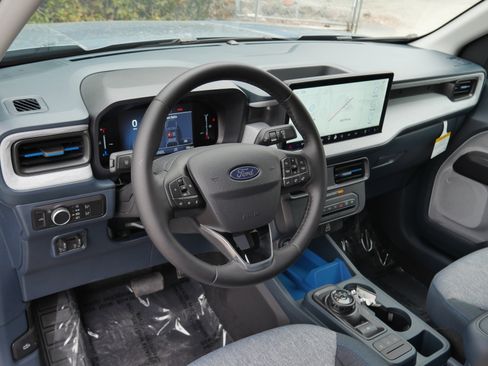 New 2026 Ford Maverick XLT w/ XLT Luxury Package image 4