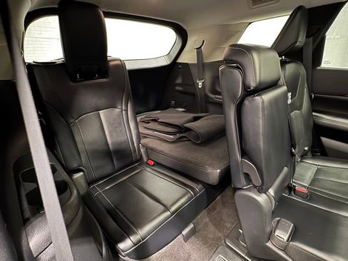 Used 2024 INFINITI QX60 Luxe image 28