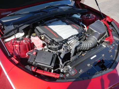Used 2022 Chevrolet Camaro SS RWD image 18