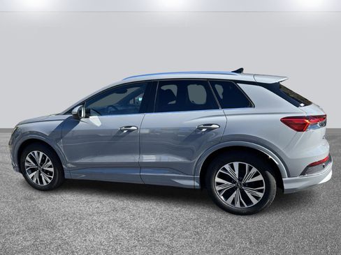 Certified 2025 Audi Q4 e-tron Premium Plus image 6