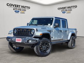 Used 2024 Jeep Gladiator Sport AWD/4WD video 1