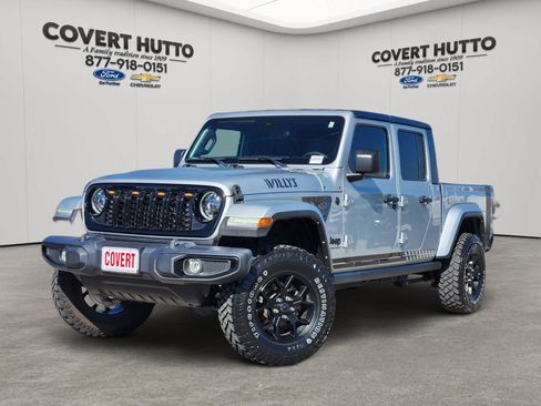 Used 2024 Jeep Gladiator Sport AWD/4WD image 1