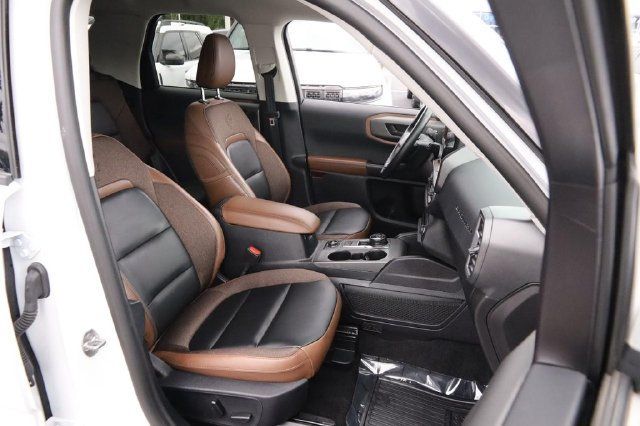 Used 2025 Ford Bronco Sport Outer Banks w/ Outer Banks Tech Package+ AWD/4WD image 26