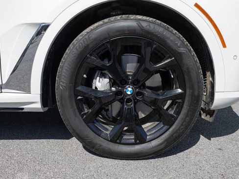 Certified 2026 BMW X7 xDrive40i image 11