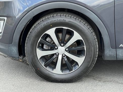 Used 2017 Kia Sorento EX w/ EX V6 Premium Package AWD/4WD image 14