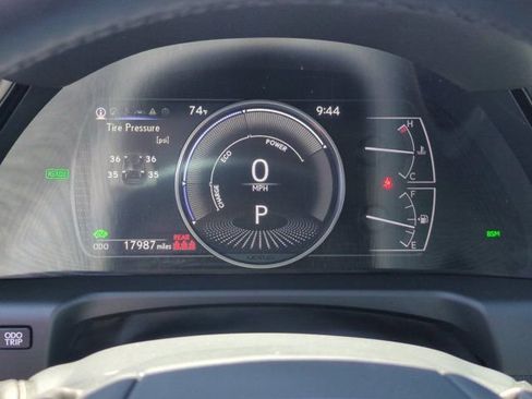 Used 2025 Lexus ES 300h w/ Premium Package FWD image 19