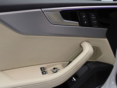 Used 2022 Audi A5 2.0T Prestige image 13