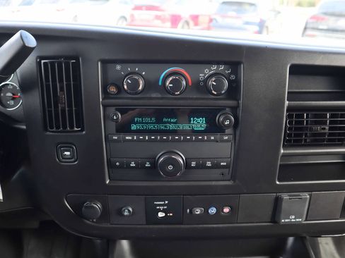 Used 2023 Chevrolet Express 2500 w/ Driver Convenience Package image 18