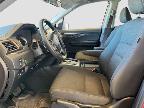 Used 2023 Honda Ridgeline Sport image 19