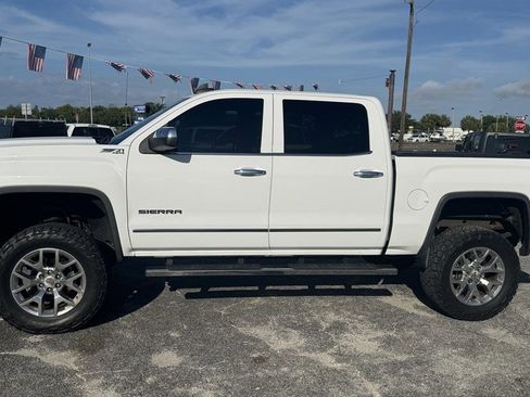 Used 2015 GMC Sierra 1500 SLT w/ SLT Crew Cab Value Package image 2