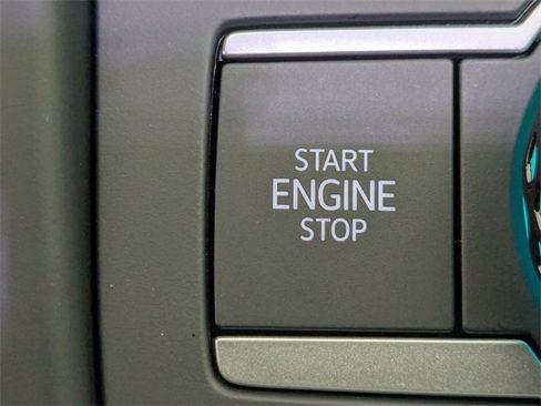 Used 2026 Volkswagen Tiguan SE R-Line image 26