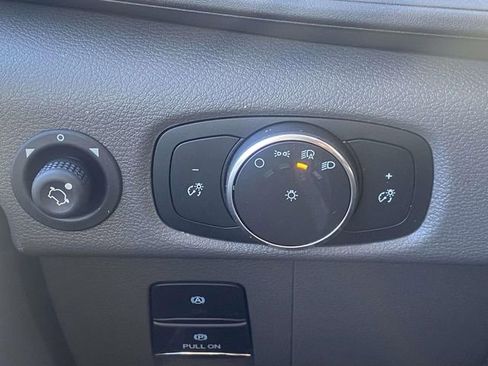 New 2026 Ford Transit 250 148 Medium Roof image 17