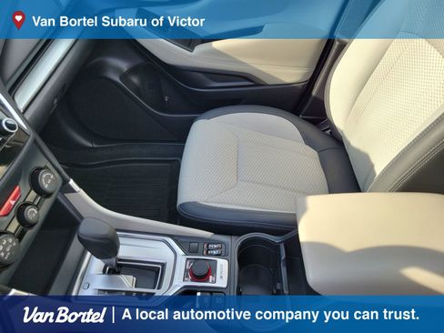 Used 2021 Subaru Forester Premium image 23