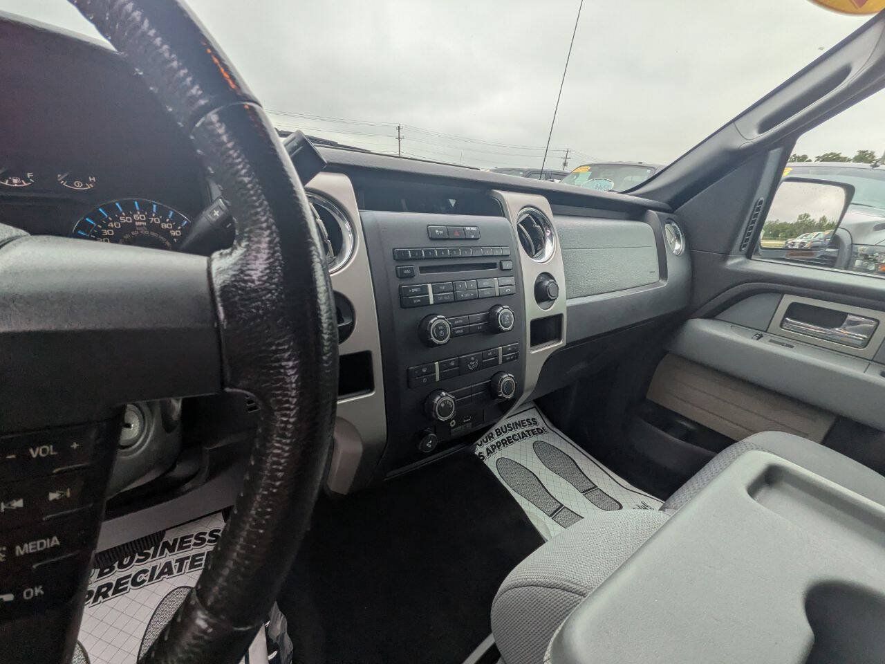 Used 2011 Ford F150 XLT w/ XLT Chrome Pkg RWD image 16