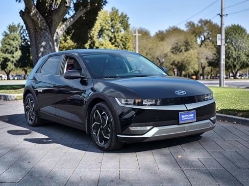 Certified 2024 Hyundai Ioniq 5 SEL RWD image 4
