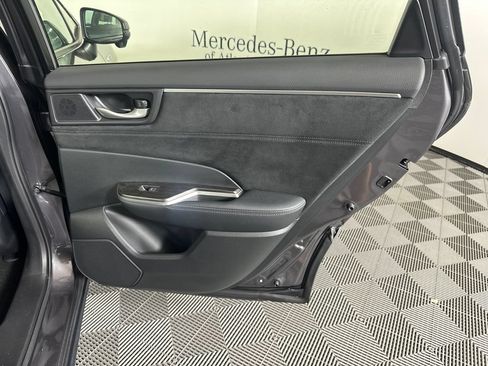 Used 2018 Honda Clarity Touring image 16