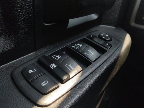 Used 2021 RAM 1500 Tradesman w/ Tradesman SXT Package RWD image 27