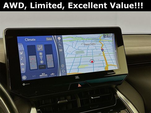 Used 2021 Toyota Venza Limited image 14