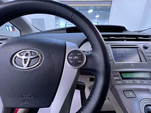 Used 2012 Toyota Prius Four FWD image 21
