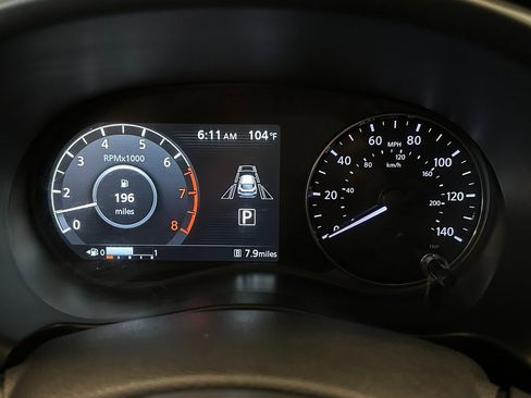 Used 2023 Nissan Kicks SV image 9