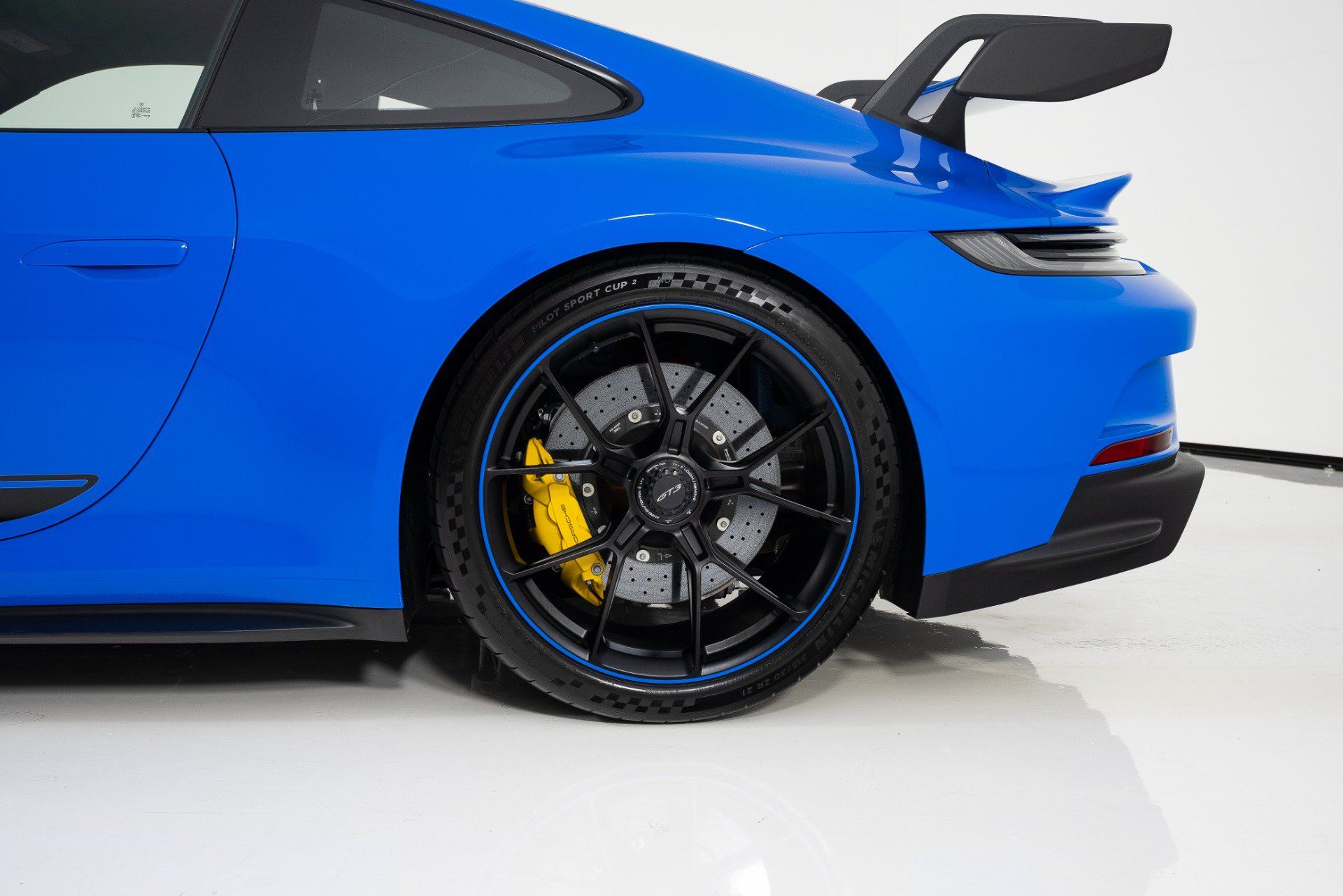 Used 2022 Porsche 911 GT3 RWD image 11