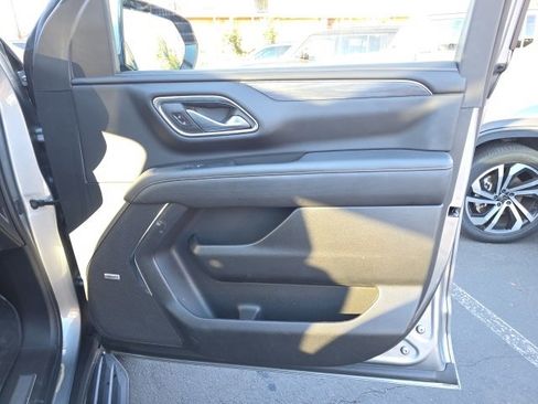 Used 2023 GMC Yukon SLT image 20