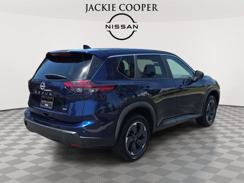 Used 2025 Nissan Rogue SV FWD image 5