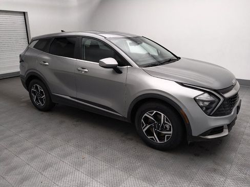 Used 2023 Kia Sportage LX FWD image 11