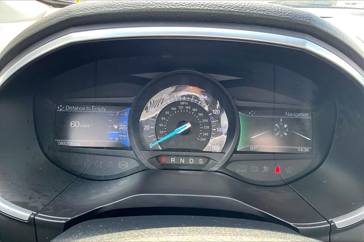 Used 2018 Ford Edge Titanium w/ Equipment Group 302A FWD image 23