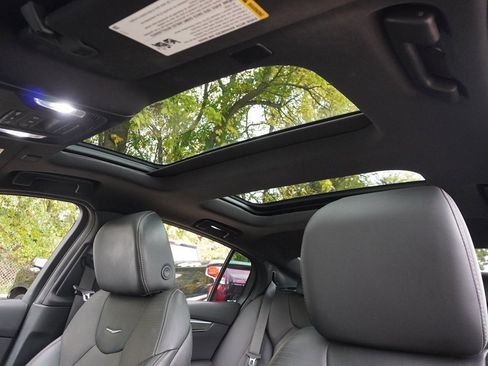 Used 2020 Cadillac CT5 V w/ Premium Package image 27