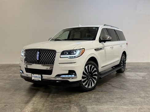 Used 2022 Lincoln Navigator Black Label AWD/4WD image 40