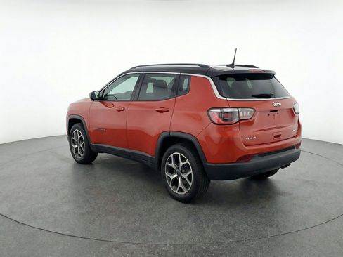 Used 2025 Jeep Compass Limited AWD/4WD image 6